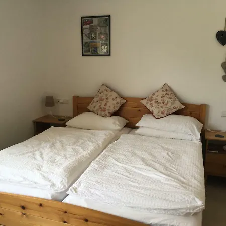 Coley Apartmán